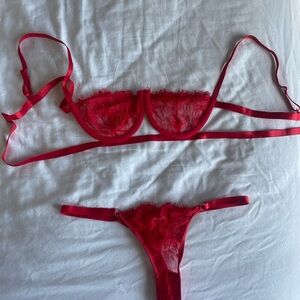 Red Intimissi Lingerie Set - Size M (runs small)
